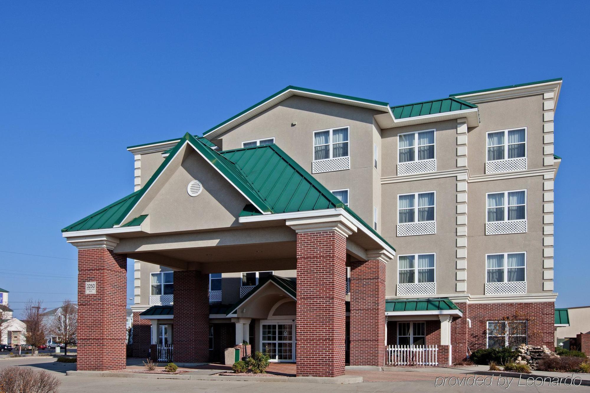 Country Inn & Suites By Radisson, Elkhart North, In Exterior photo
